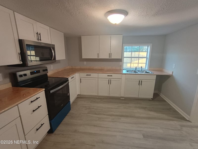 9420 Joos Rd, Jacksonville, FL 32220