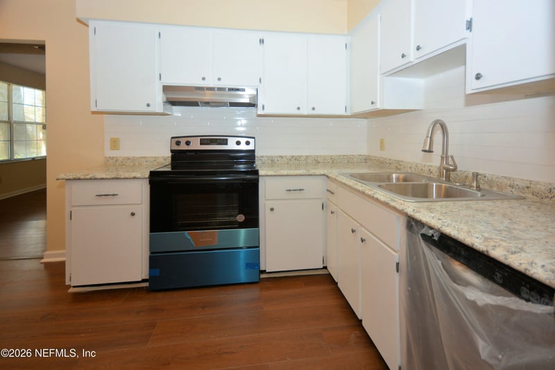 7325 Calvin St, Jacksonville, FL 32208