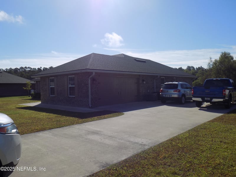54071 Corley Dr, Callahan, FL 32011