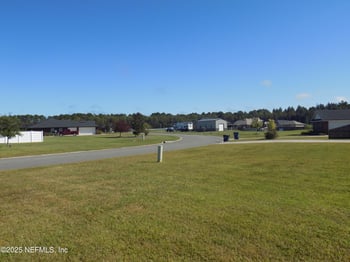 54071 Corley Dr, Callahan, FL 32011