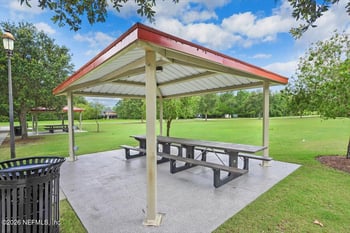 221 Thornloe Dr, St Johns, FL 32259