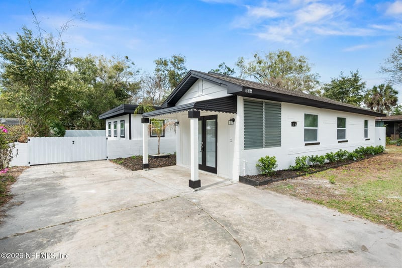 536 Sapelo Rd, Jacksonville, FL 32216