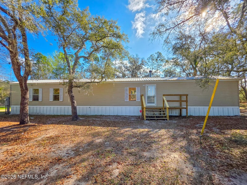 116 Tedesco Ave, Interlachen, FL 32148