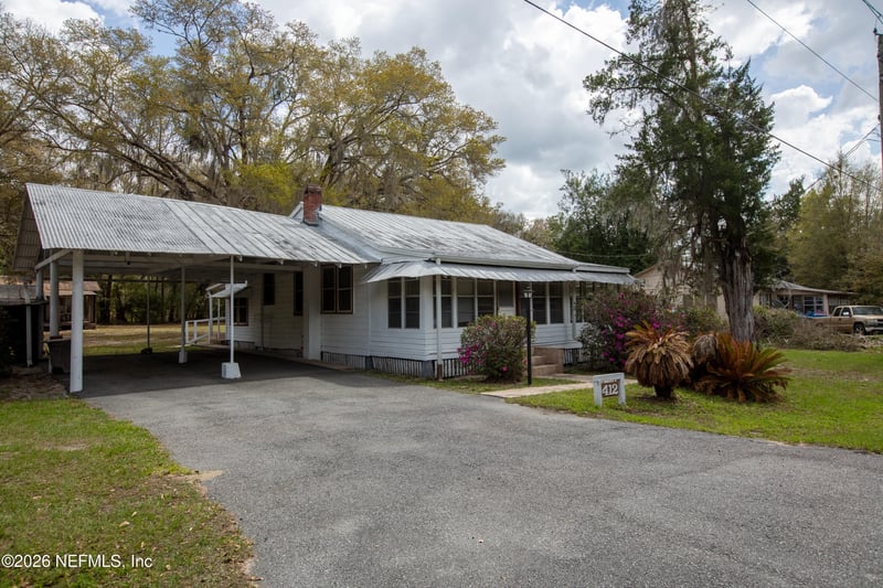 412 County Road 21, Hawthorne, FL 32640