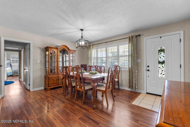 2603 Pine Summit Dr, Jacksonville, FL 32211