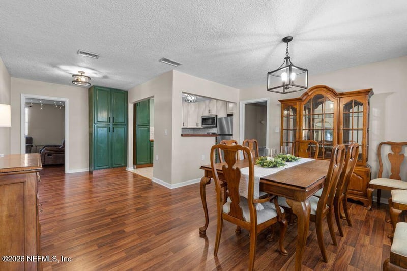 2603 Pine Summit Dr, Jacksonville, FL 32211