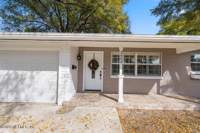 2603 Pine Summit Dr, Jacksonville, FL 32211
