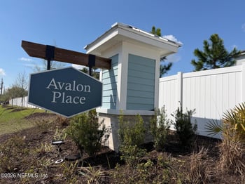 662 Celtic Dr, Jacksonville, FL 32218