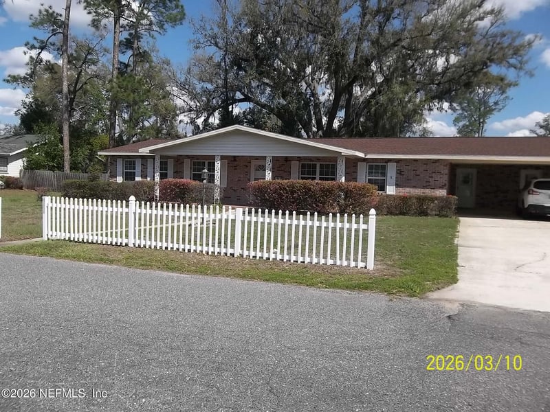 1025 White Ave S, Live Oak, FL 32064