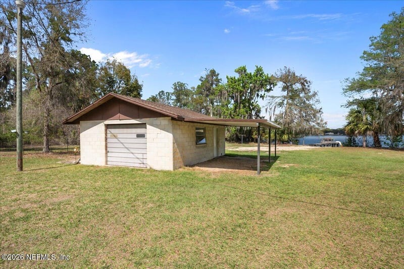 986 State Road 20, Interlachen, FL 32148
