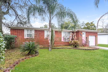 2518 Red Oak Dr, Jacksonville, FL 32211