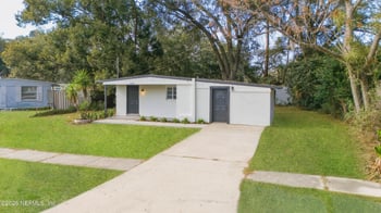 1942 Brookview Dr, Jacksonville, FL 32246