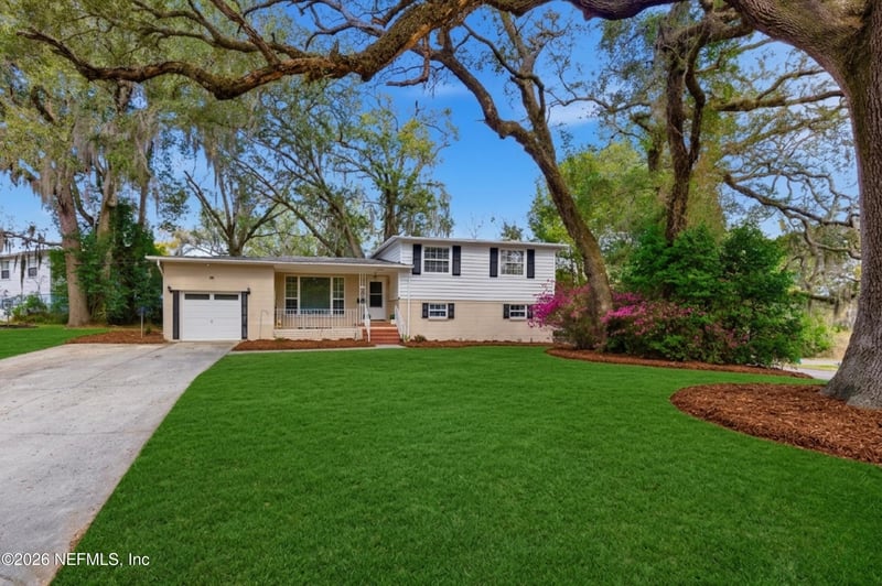 3452 Killarney Dr, Jacksonville, FL 32216