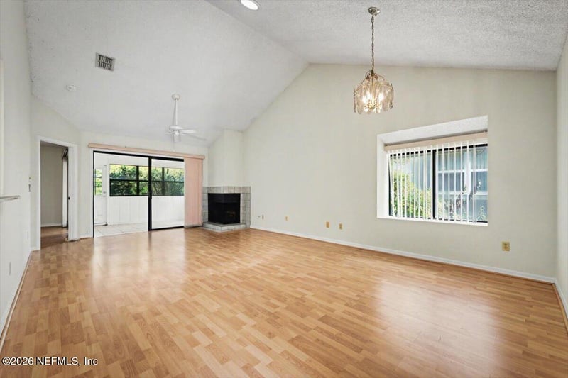 429 Upper 36th Ave, Jacksonville Beach, FL 32250