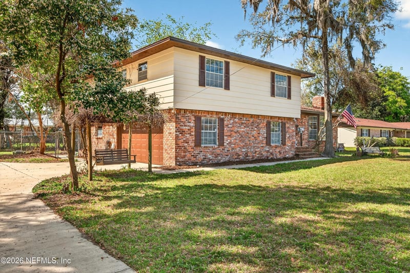 2750 Cedarcrest Dr, Orange Park, FL 32073