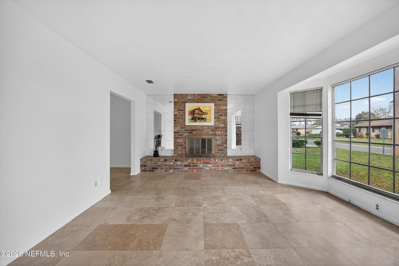 2750 Cedarcrest Dr, Orange Park, FL 32073