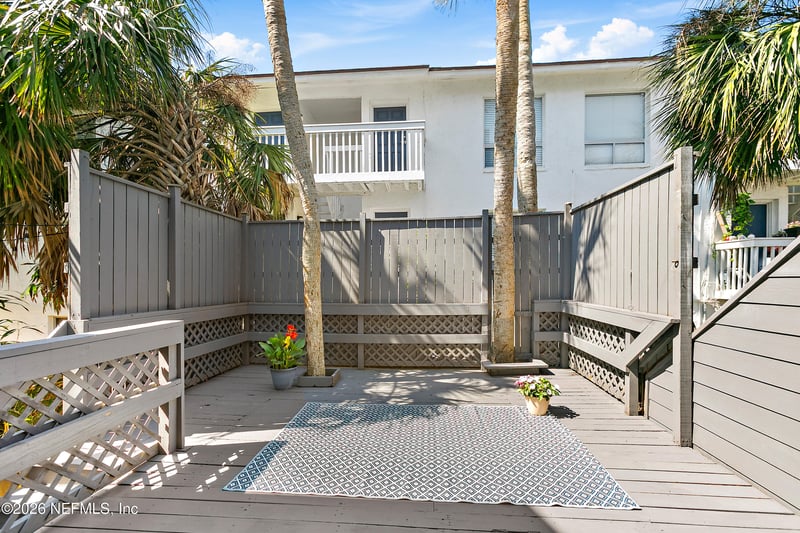 2236 2nd St, Jacksonville Beach, FL 32250
