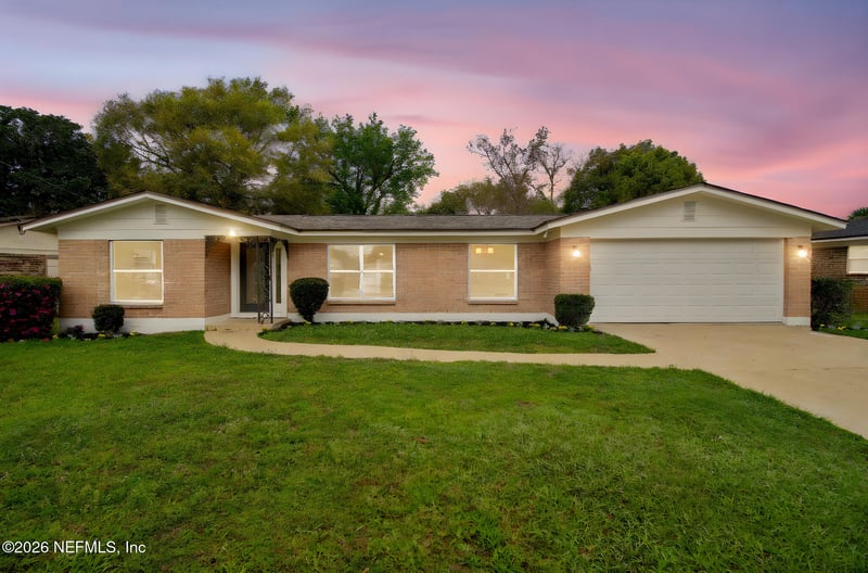 2153 Courtney Dr, Jacksonville, FL 32208