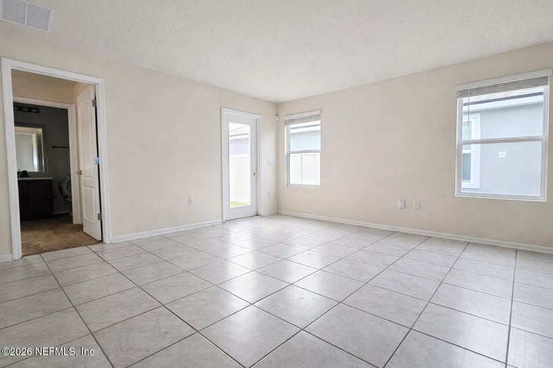 86226 Mainline Rd, Yulee, FL 32097