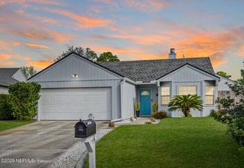2209 Twin Pines Cir, Jacksonville, FL 32246