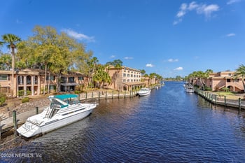 5375 Ortega Farms Blvd #102, Jacksonville, FL 32210