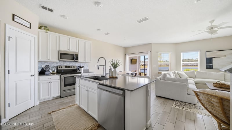 12911 Josslyn Ln, Jacksonville, FL 32246