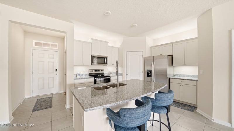 172 Redbud Rd, Palm Coast, FL 32137