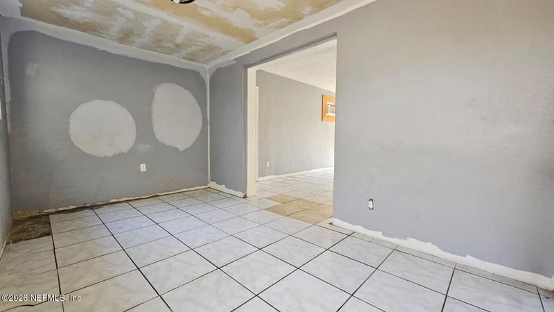 459 Tabor Dr, Jacksonville, FL 32216