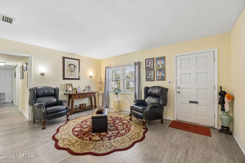 7022 Gaillardia Rd, Jacksonville, FL 32211