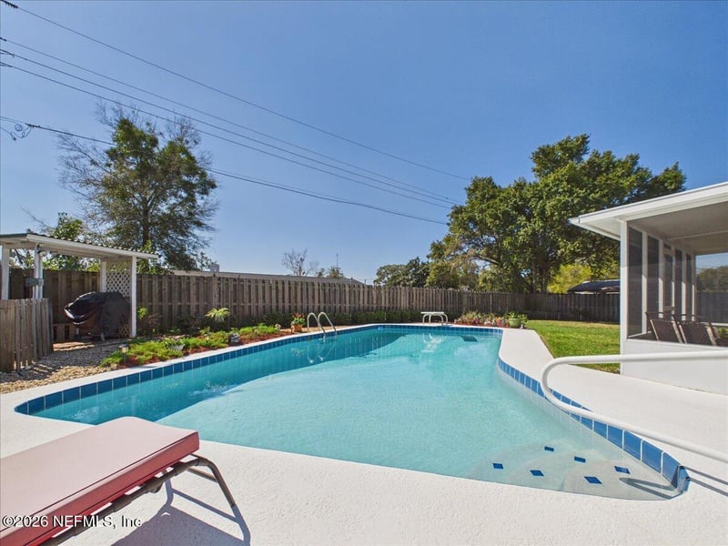 203 Citra Dr, Palatka, FL 32177