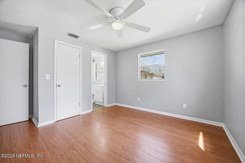 461 Hammond Blvd, Jacksonville, FL 32220