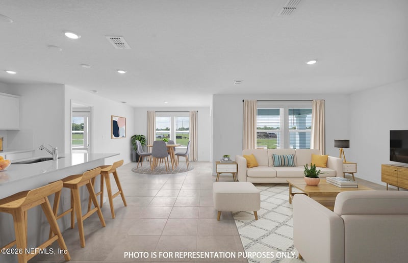 7033 Sandperch St, Jacksonville, FL 32244