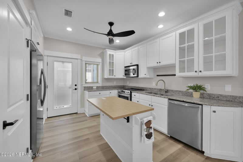 339 Ahern St #4, Atlantic Beach, FL 32233