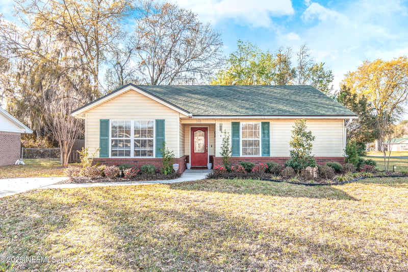 288 Ohio Ave, Macclenny, FL 32063