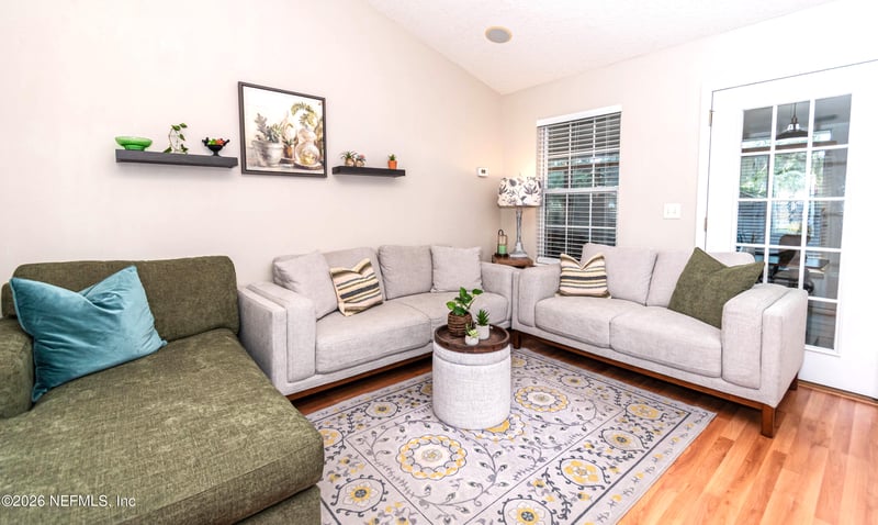 288 Ohio Ave, Macclenny, FL 32063