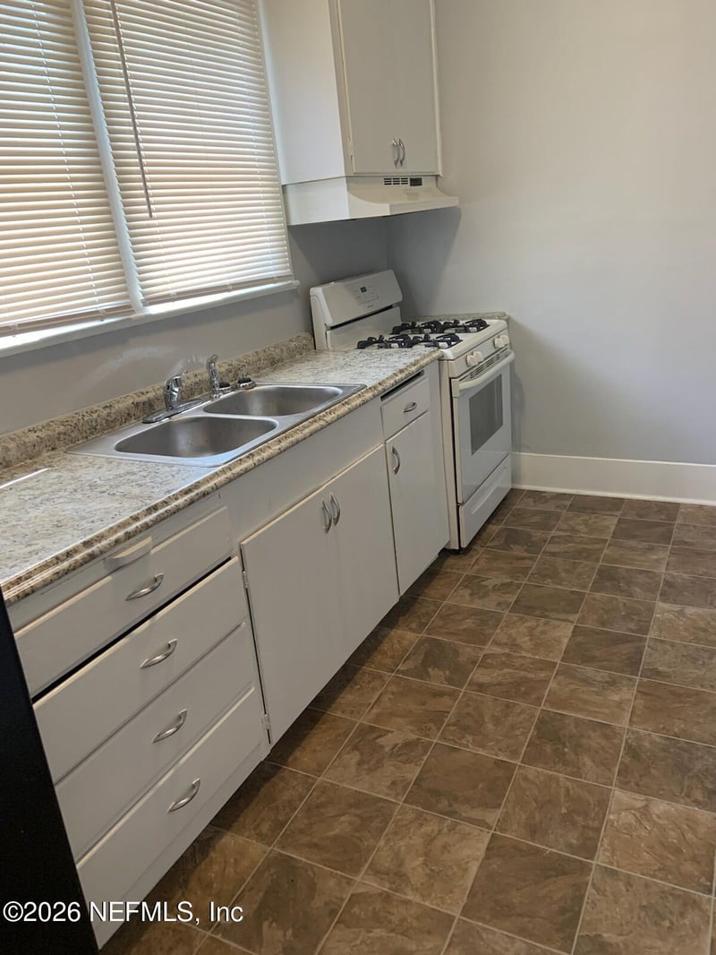 7264 Barberie St, Jacksonville, FL 32208