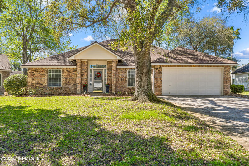 1802 Blue Heron Ln, Jacksonville Beach, FL 32250