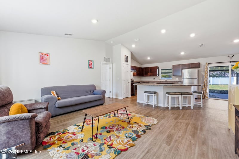 16 White Deer Ln, Palm Coast, FL 32164