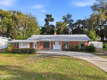 226 River Dr, East Palatka, FL 32131