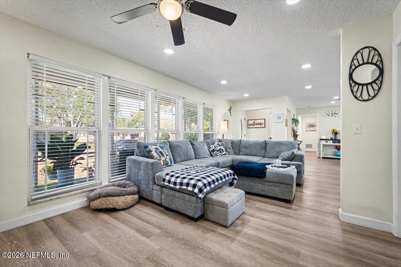 3513 Simca Dr, Jacksonville, FL 32277