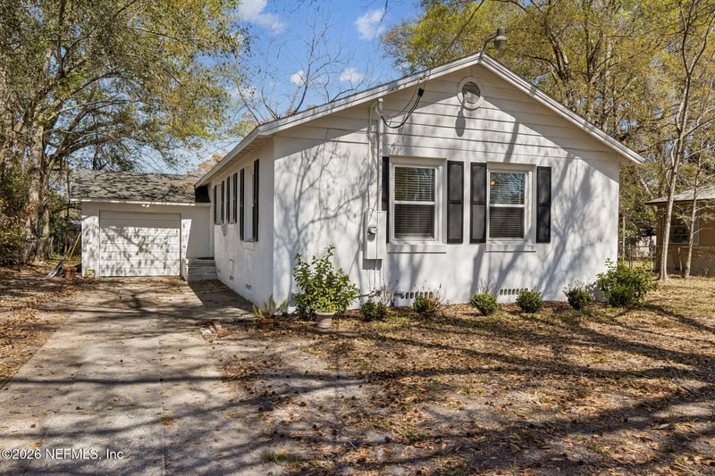 5049 Attleboro St, Jacksonville, FL 32205