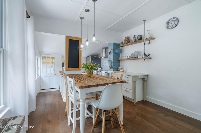 2720 Apache Ave, Jacksonville, FL 32210