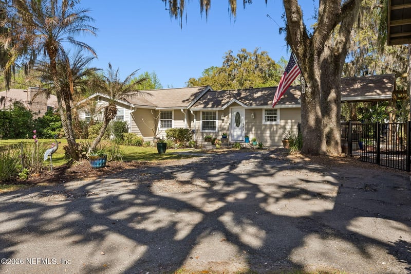8224 Hall Ln, St Augustine, FL 32092