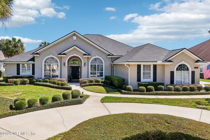 3833 Fenwick Island Dr, Jacksonville, FL 32224