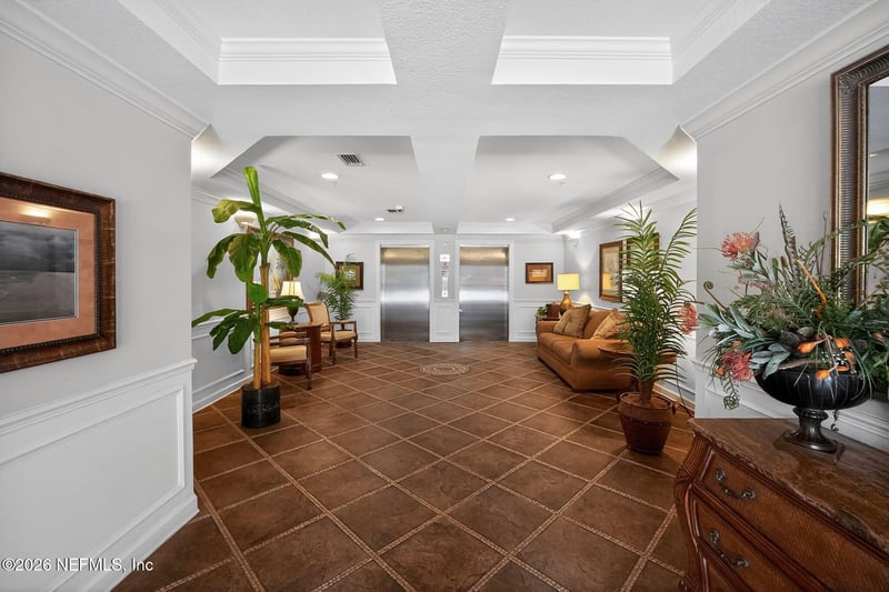 4480 Deerwood Lake Pw #454, Jacksonville, FL 32216