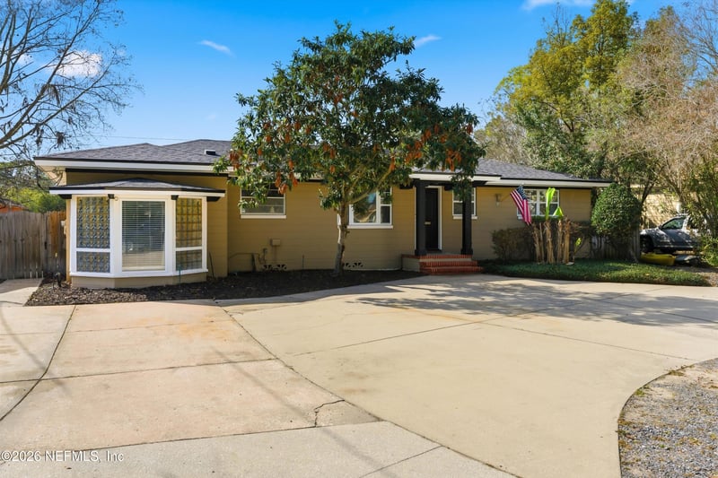 2438 Buttonwood Dr, Jacksonville, FL 32216