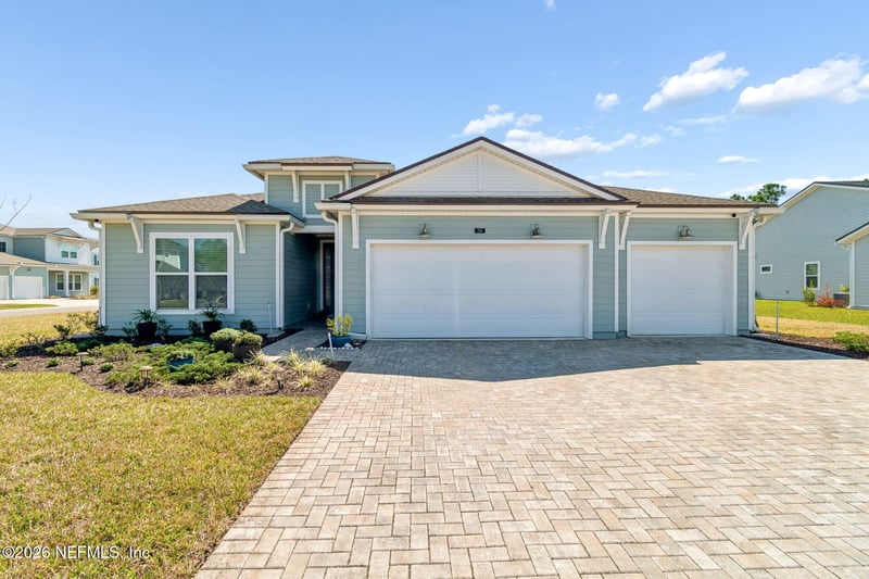 130 Morning Mist Ln, St Johns, FL 32259