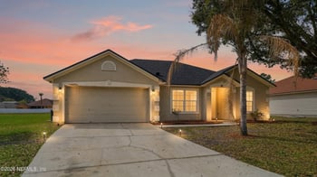 1530 Summit Oaks Dr, Jacksonville, FL 32221
