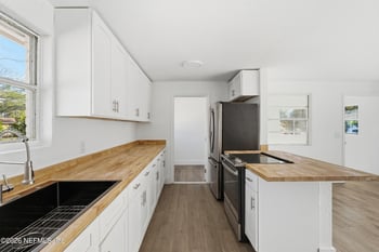 2097 Baldwin St, Jacksonville, FL 32209