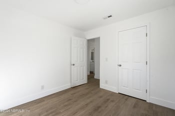 2097 Baldwin St, Jacksonville, FL 32209